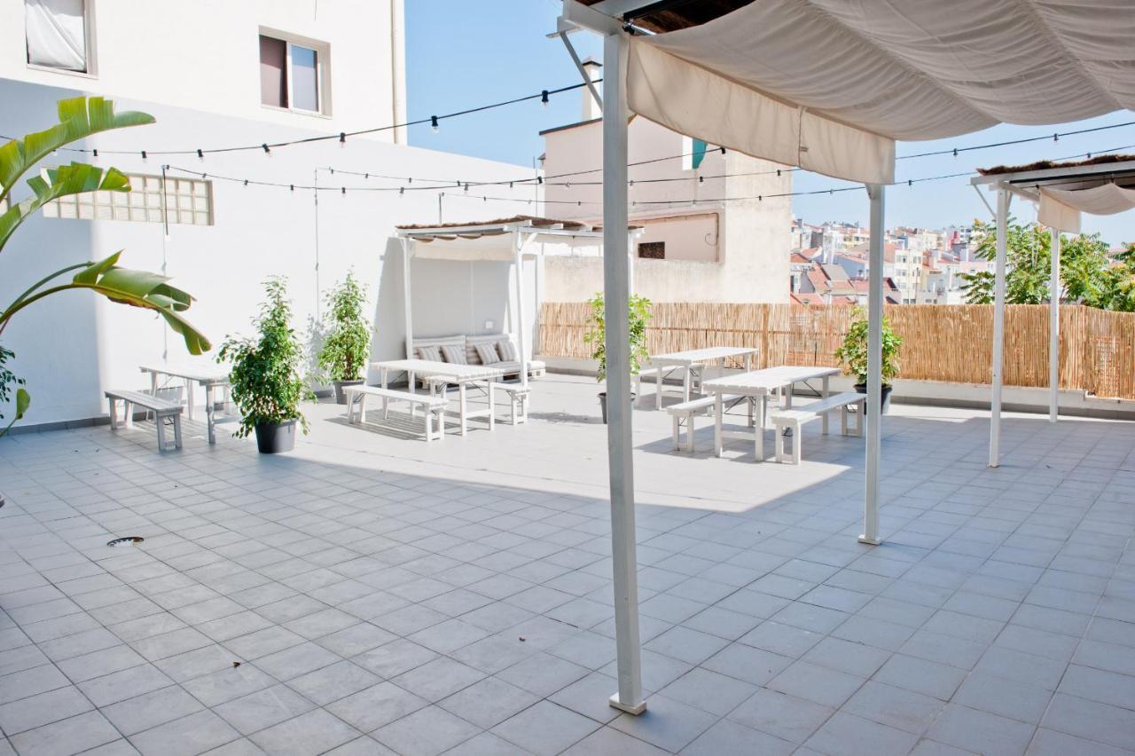 Апартаменты Garden Patio 1B - 1 Bdr With Terrace Лиссабон Экстерьер фото